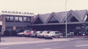 Knauer & Liebau 1980